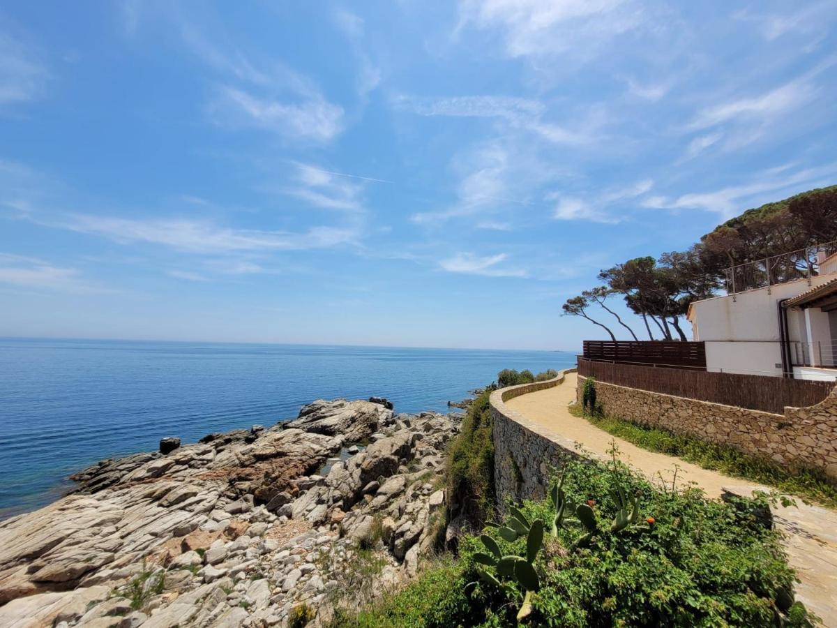 Apartment Playa Canadell Mar P Primera Linea De Mar Con Terraza Calella De Palafrugell